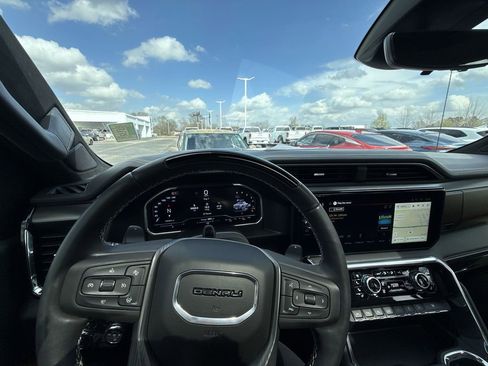 Certified 2024 GMC Sierra 1500 Denali Ultimate image 16