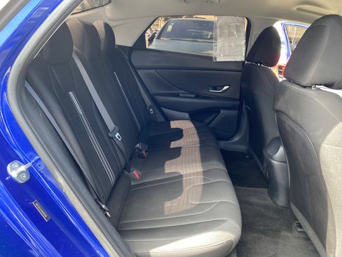 Used 2021 Hyundai Elantra SEL w/ Convenience Package image 19