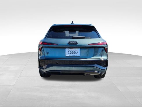 New 2026 Audi Q3 quattro 2.0T AWD/4WD image 5
