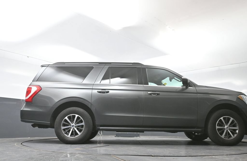 Used 2019 Ford Expedition Max XLT AWD/4WD image 18