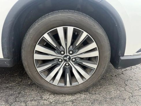 Used 2020 Mitsubishi Outlander SEL AWD/4WD image 10