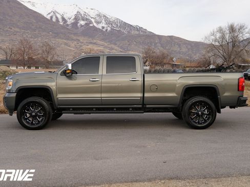 Used 2018 GMC Sierra 3500 Denali w/ Duramax Plus Package image 7