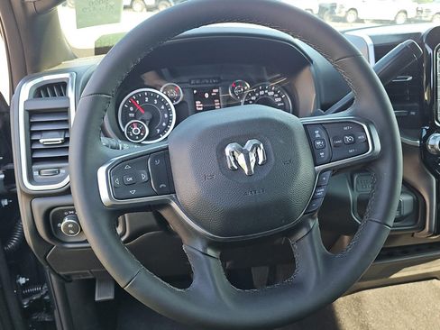 Used 2026 RAM 2500 Big Horn AWD/4WD image 10