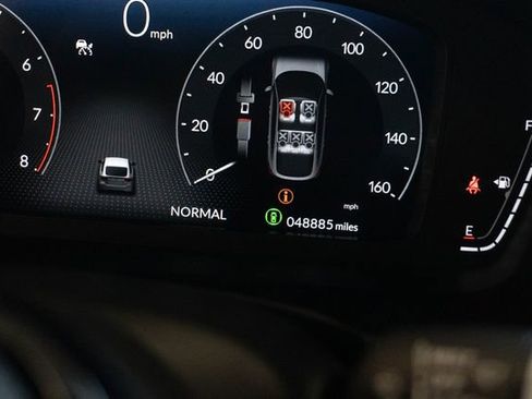 Certified 2024 Honda Civic Sport Touring image 24