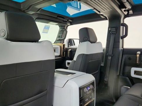 Used 2024 GMC Hummer EV 3X w/ Omega Edition image 30