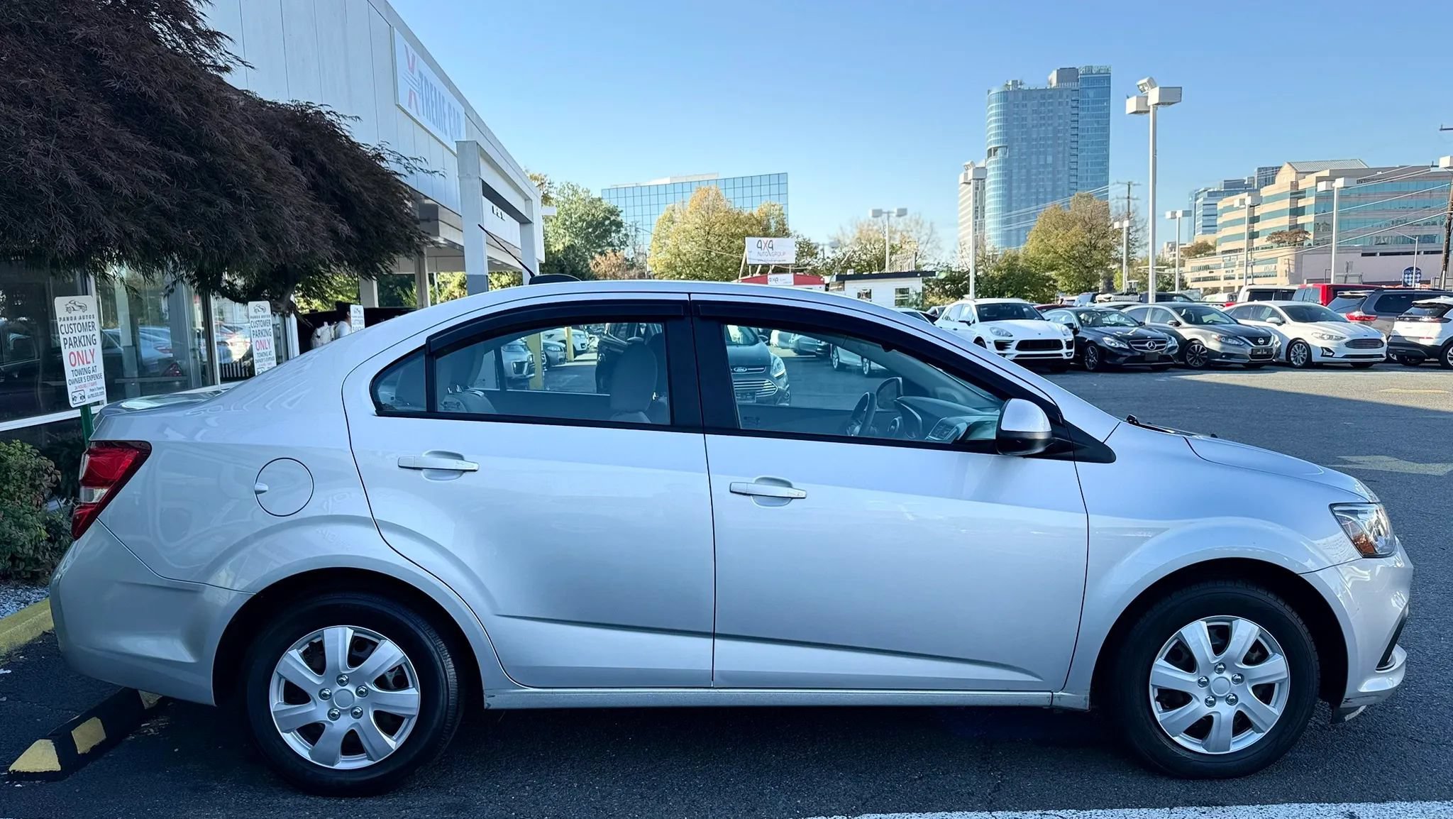 Used 2018 Chevrolet Sonic LS FWD image 8