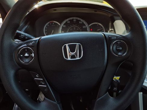 Used 2013 Honda Accord LX image 12