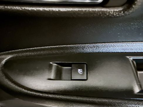 Used 2020 Chevrolet Trax LT image 30