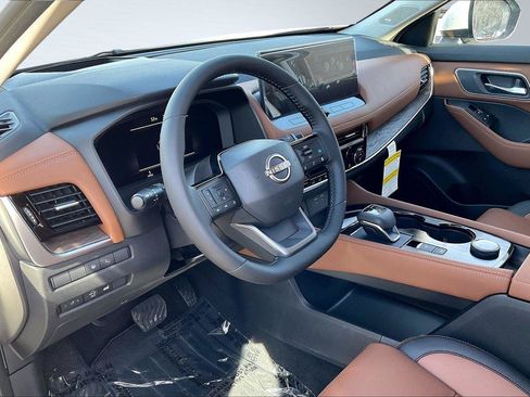 New 2026 Nissan Rogue Platinum w/ Platinum Premium Package AWD/4WD image 6