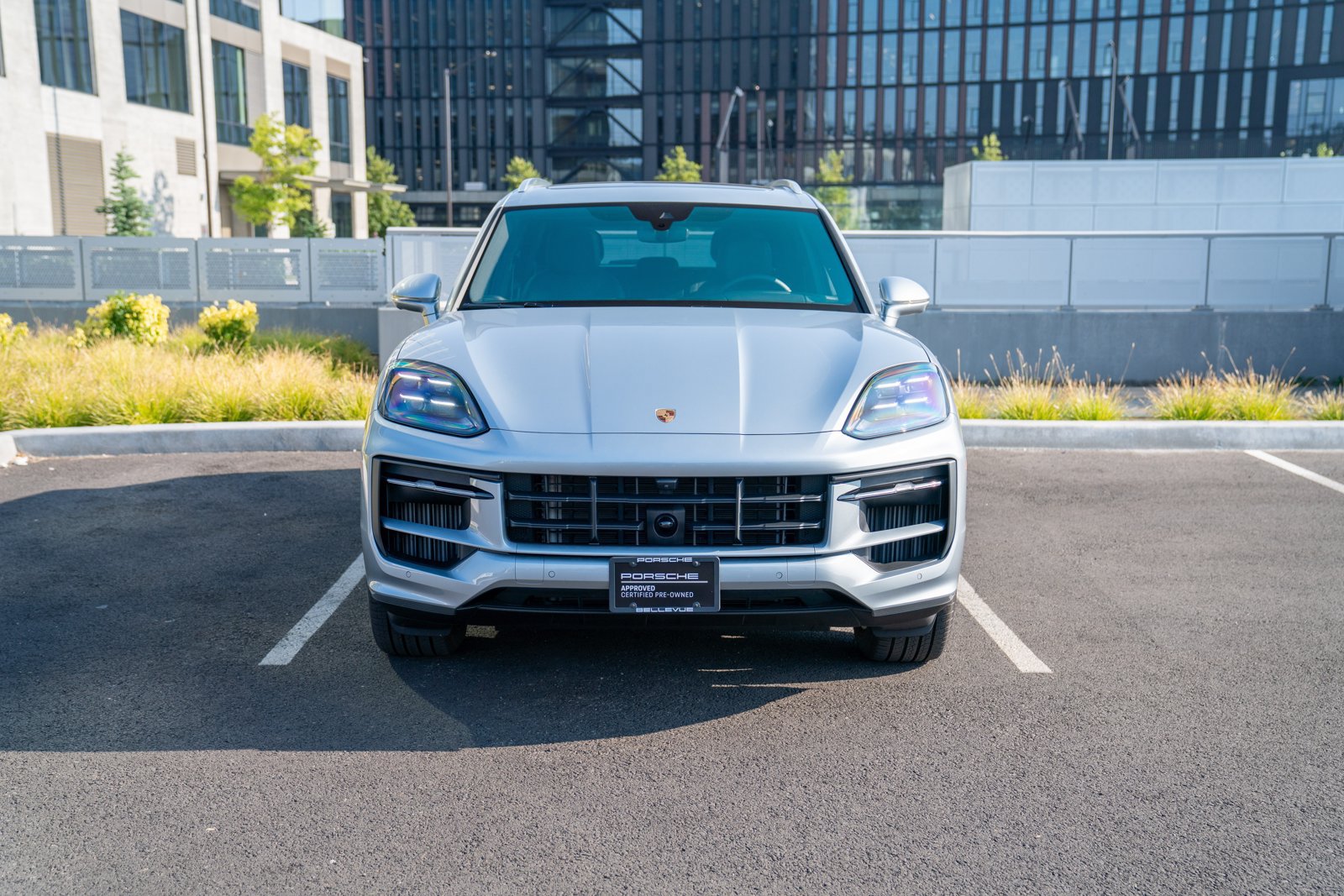 Certified 2026 Porsche Cayenne AWD/4WD image 6