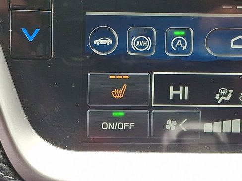 Used 2023 Subaru Outback Premium image 23