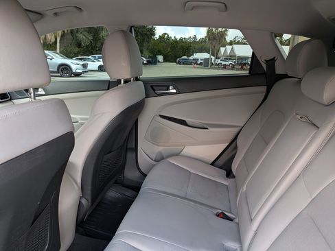 Used 2021 Hyundai Tucson Value w/ Cargo Package FWD image 14