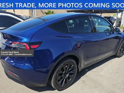 Used 2024 Tesla Model Y Long Range AWD/4WD image 5
