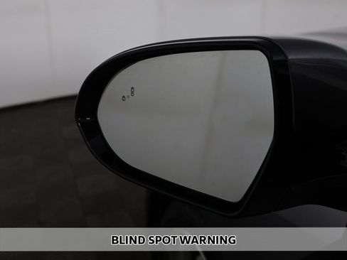 Used 2018 Kia Niro Touring image 7