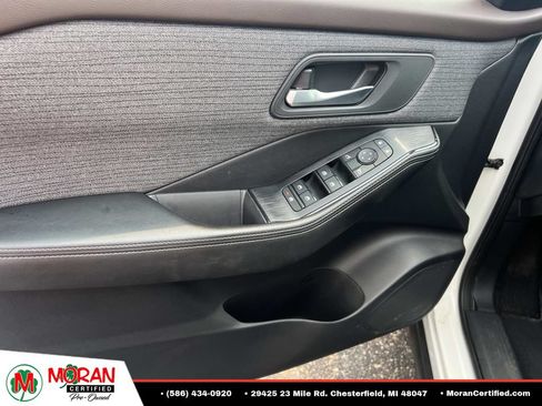 Used 2021 Nissan Rogue SV AWD/4WD image 14