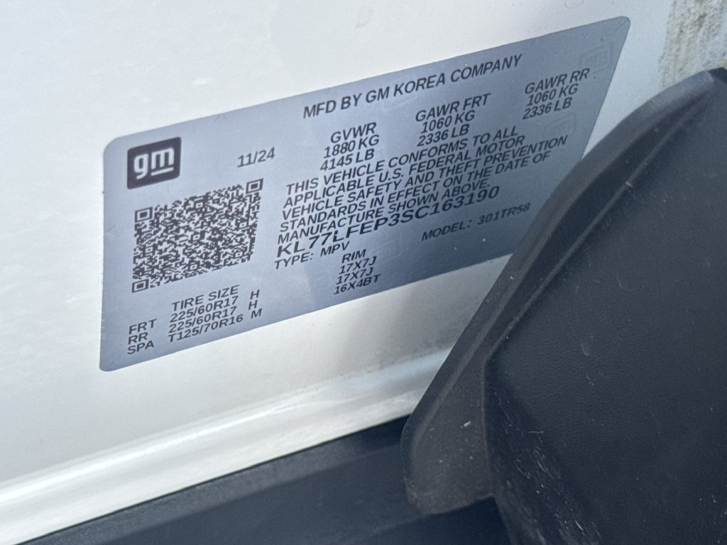 Used 2025 Chevrolet Trax LS FWD image 32