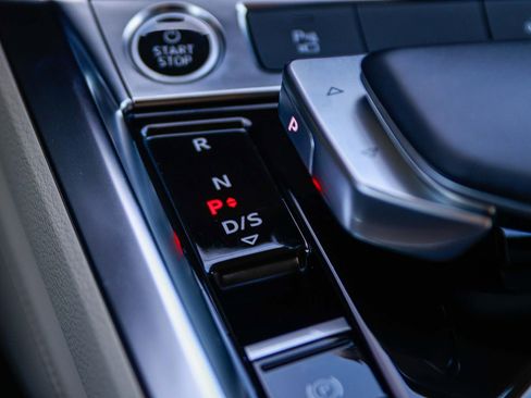 Certified 2023 Audi e-tron Premium w/ Convenience Plus Package image 25