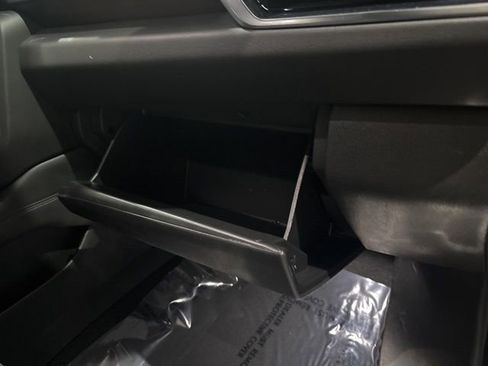 Used 2025 GMC Yukon XL Denali image 38