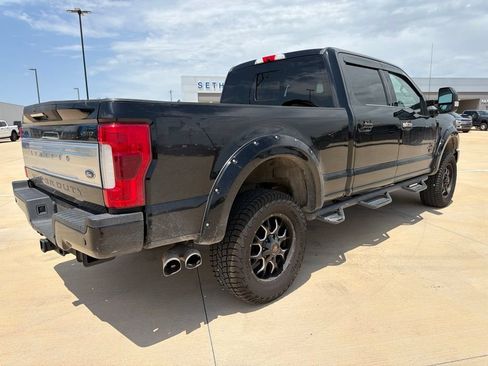 Used 2019 Ford F350 Limited AWD/4WD image 7