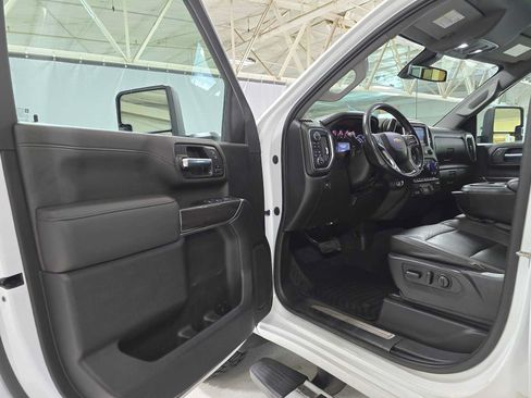 Used 2022 Chevrolet Silverado 3500 LTZ w/ Safety Package AWD/4WD image 20