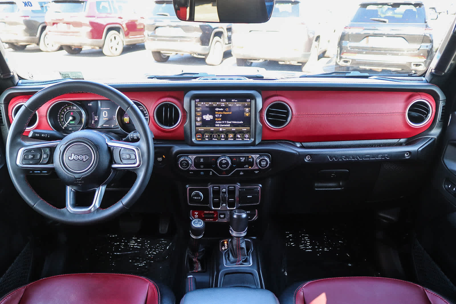 Used 2023 Jeep Wrangler Unlimited Rubicon 4xe AWD/4WD image 13