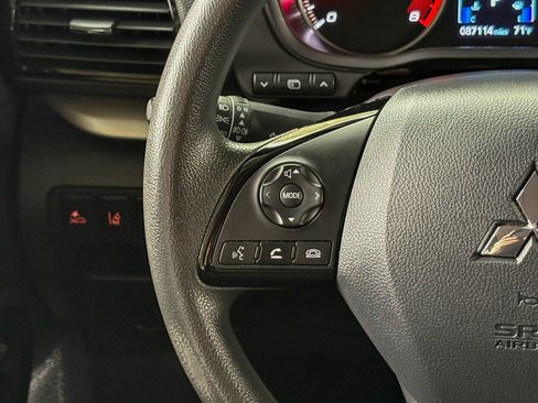Used 2023 Mitsubishi Eclipse Cross LE AWD/4WD image 31
