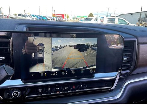 Used 2024 Chevrolet Silverado 3500 High Country w/ High Country Premium Package image 22