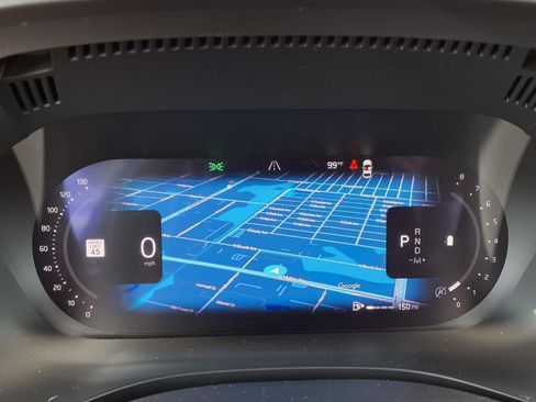 Certified 2023 Volvo XC60 B5 Plus w/ Protection Package Premier FWD image 32
