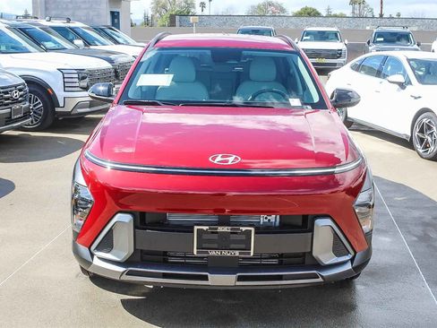 New 2026 Hyundai Kona SEL Premium image 2