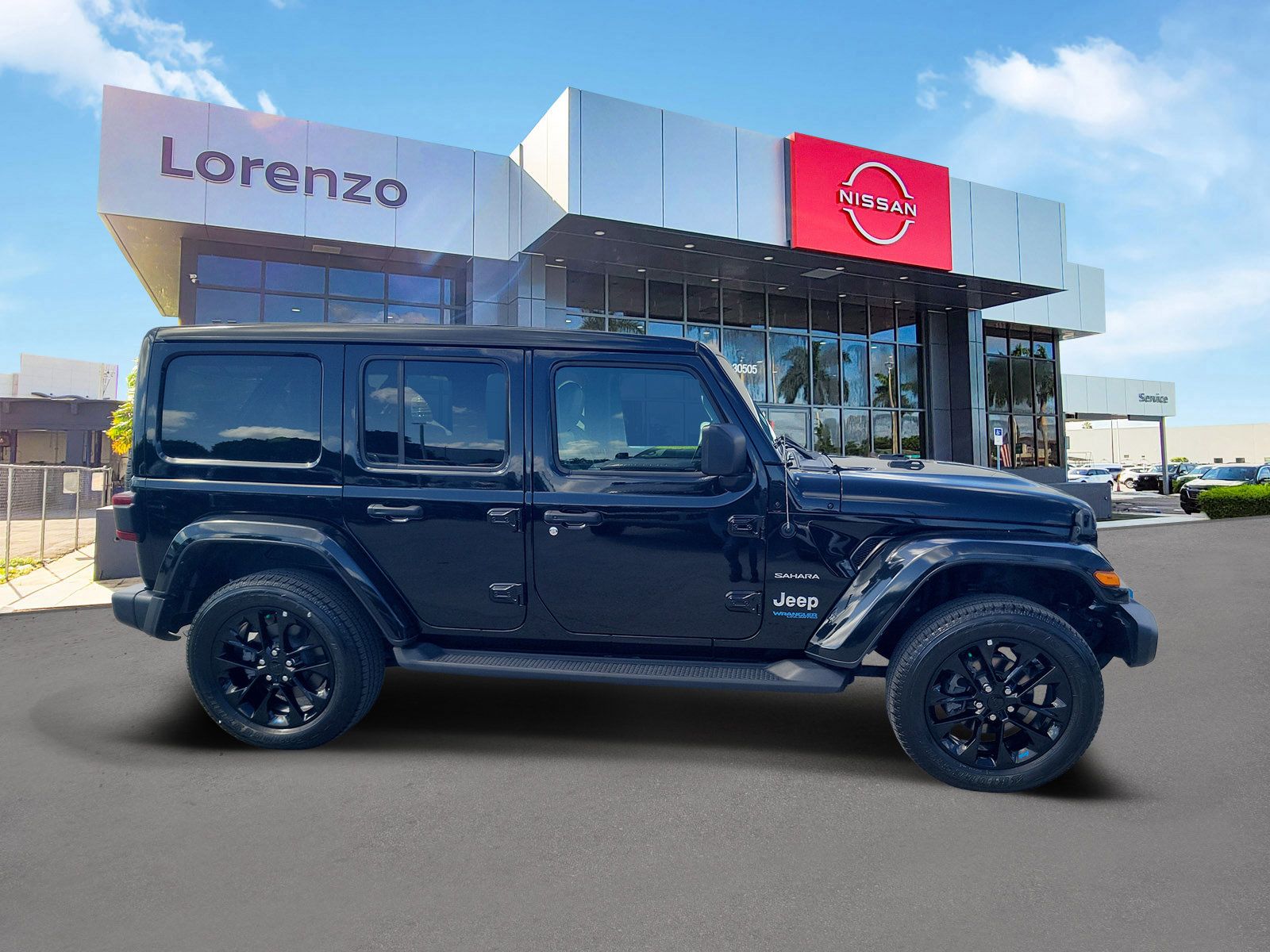 Used 2022 Jeep Wrangler Unlimited Sahara w/ Safety Group AWD/4WD image 4