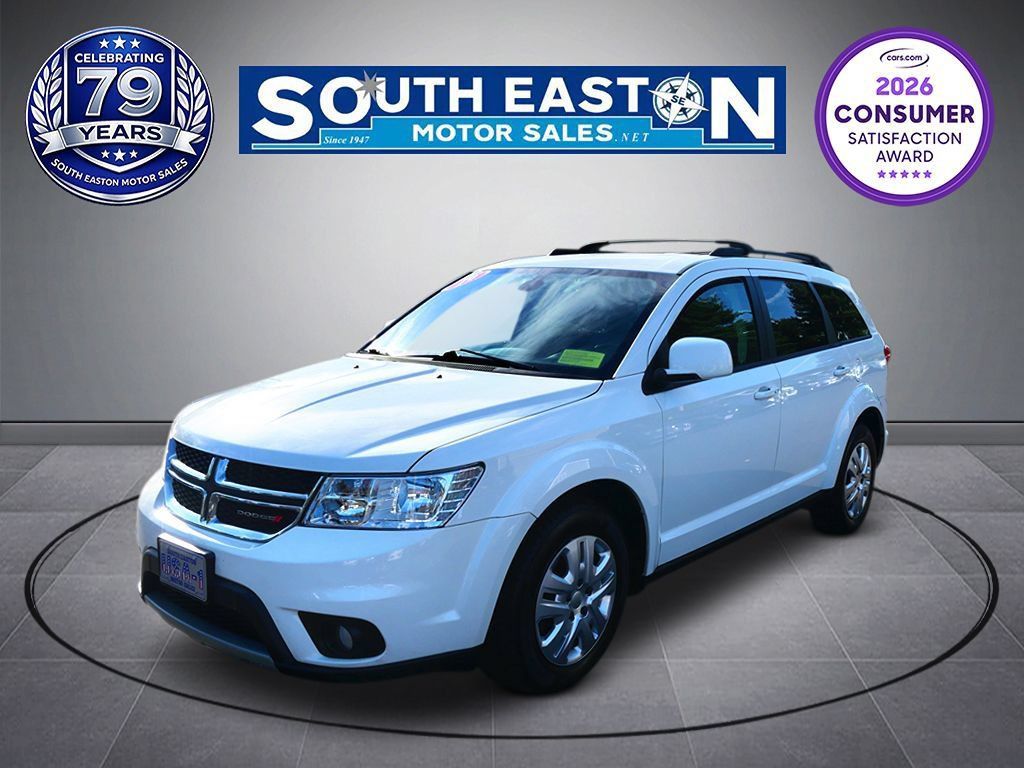Used 2019 Dodge Journey SE w/ Connectivity Group FWD image 1