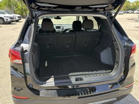 Certified 2024 Chevrolet Equinox LT w/ LPO, Floor Liner Package FWD image 13