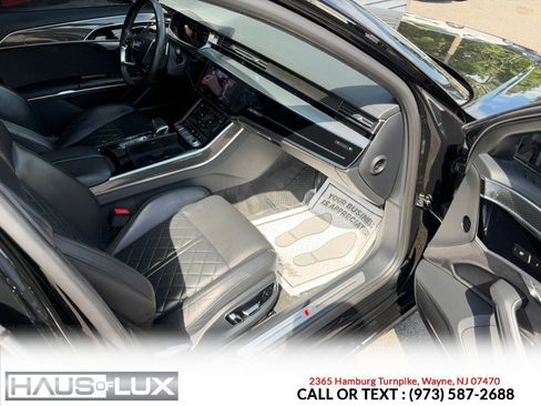 Used 2020 Audi S8 L w/ S8 Executive Package AWD/4WD image 16