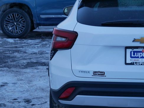 New 2026 Chevrolet Trax LT w/ Driver Confidence Package image 5