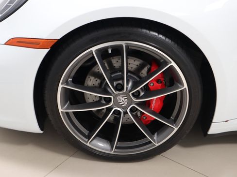 Used 2021 Porsche 911 Carrera S image 9