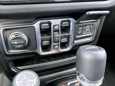 New 2026 Jeep Gladiator Sport image 12