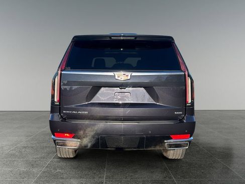 Used 2024 Cadillac Escalade Premium Luxury AWD/4WD image 7