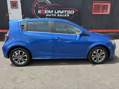 Used 2020 Chevrolet Sonic LT w/ Convenience Package FWD image 6