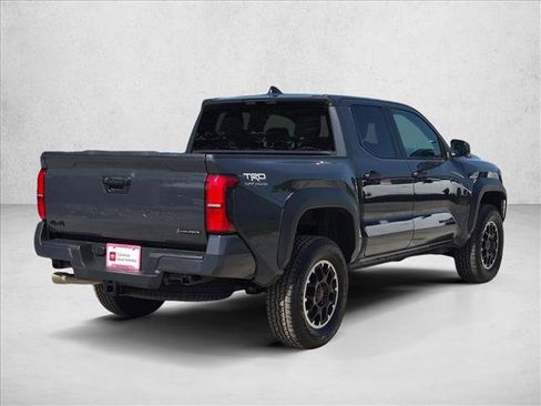 Used 2026 Toyota Tacoma TRD Off-Road AWD/4WD image 5