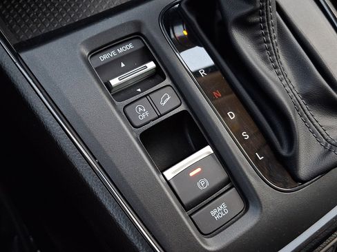 Certified 2024 Honda CR-V EX image 25