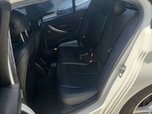Used 2018 BMW 340i Sedan RWD image 10