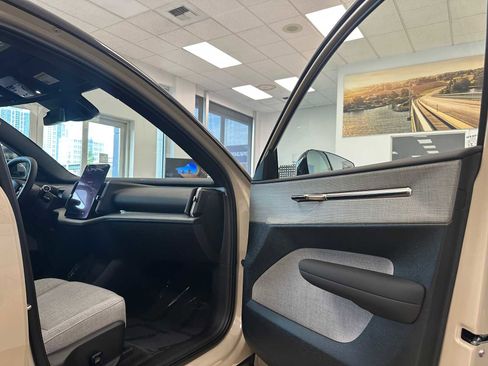 New 2026 Volvo EX30 Ultra image 9