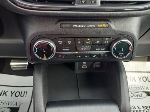 Used 2024 Ford Escape ST-Line image 22