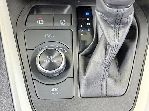 Used 2024 Toyota RAV4 SE w/ Weather Package AWD/4WD image 47