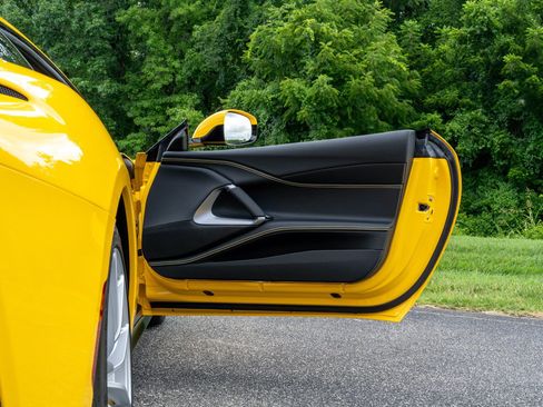 Used 2019 Ferrari 812 Superfast RWD image 49