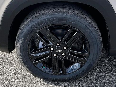 New 2026 Chevrolet Trax ACTIV w/ Sunroof Package image 12