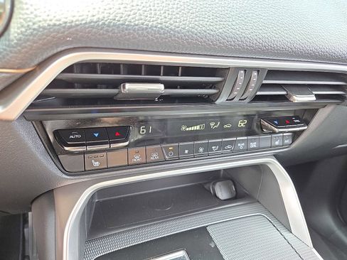 Used 2024 MAZDA CX-90 3.3 Turbo w/ Preferred Plus AWD/4WD image 17