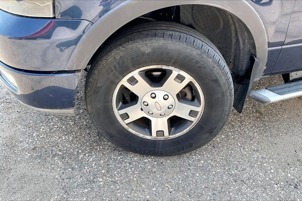 Used 2004 Ford F150 XLT AWD/4WD image 4