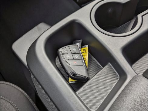 New 2026 GMC Sierra 1500 Elevation image 26