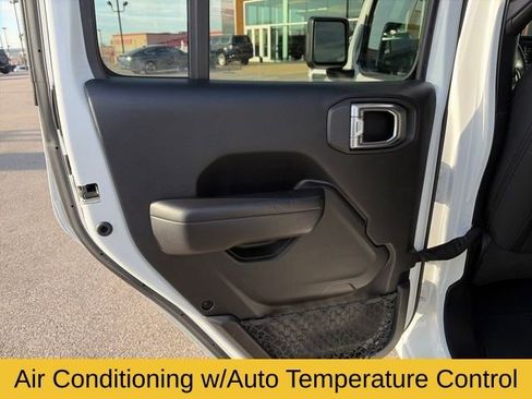Used 2021 Jeep Wrangler Unlimited Sport AWD/4WD image 23